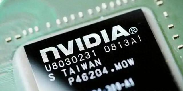 特朗普弃台后	，美国批准一项交易，要逼华全额付款，中国连夜换将