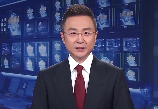 九三阅兵解说员揭晓，原来是他们两位，都是央视知名主持人