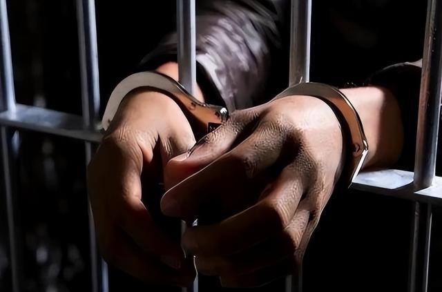 又有2名间谍现身？93阅兵军机训练期间，我国军事机密险遭泄露