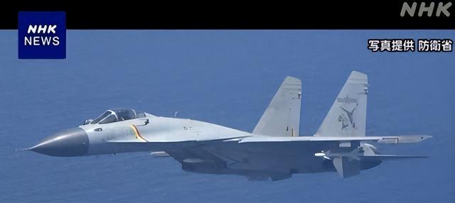 事情闹大！日战机琉球挑衅，辽宁舰携歼-15出击，高市：坚决回应