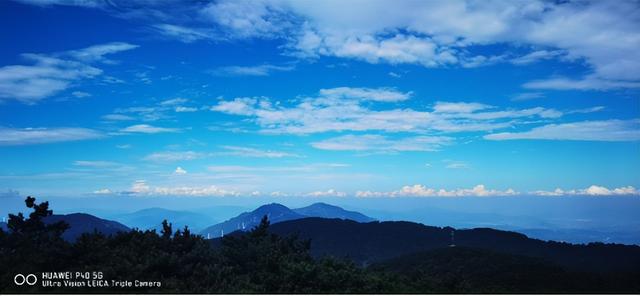 连云山记：翠色、厚味、山歌与一抹红
