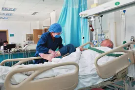 ICU护士任文霞：“我们是天使，亦是战士”图片