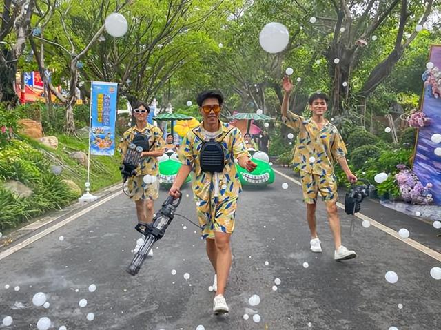 暑假玩什么？隐贤山庄泼水大巡游焕新登场！