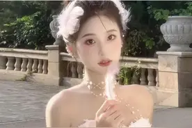 她在网上提问：闪婚第一晚 如何扑倒暗恋多年的男神 在线求助 很着急图片