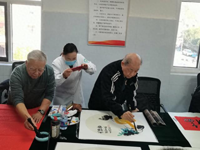 情满金秋迎重阳 文化养老暖人心