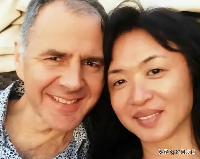 逃到国外近一年，57岁金星近况曝光，这次她还能得到大众原谅吗？