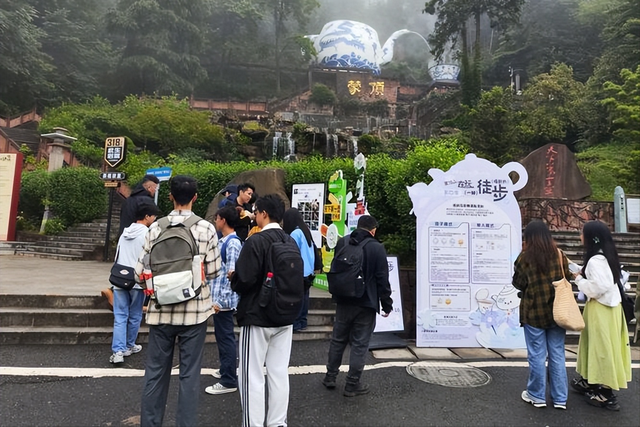 年轻人不婚恋，消费难释放？当务之急是给打工人放秋假