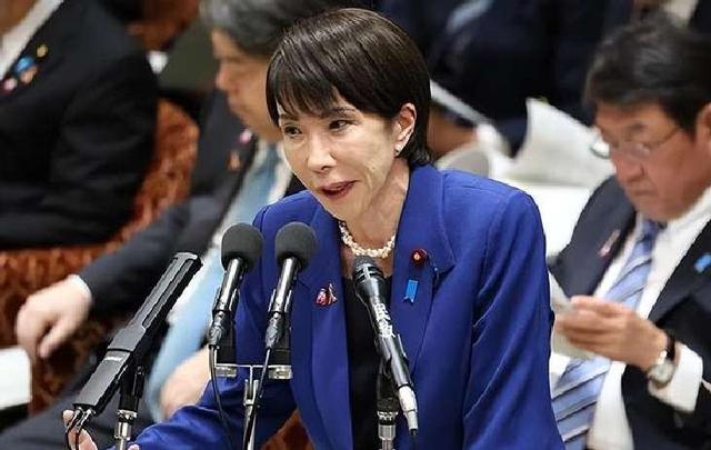 高市早苗知道事情闹大了，3天后又火速改口	，中国这次不再客气了