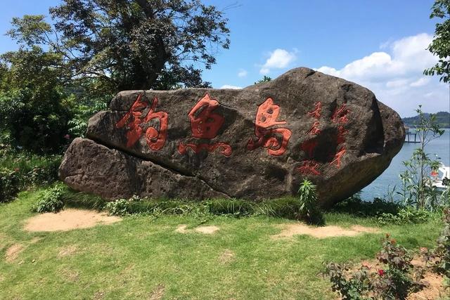 首个阻扰93阅兵的国家出现，拒绝向中国道歉，还派军机监视中方
