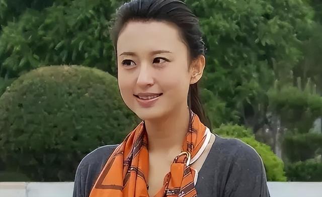 嫁给70岁富翁、包养4个男人？央视女主持张蕾私生活谣言太离谱
