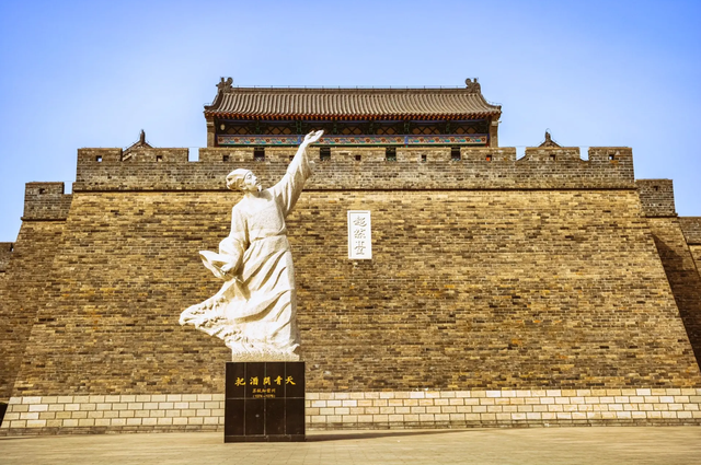 我是上海大学生，刚游完诸城，憋了 6 个疑问不吐不快！