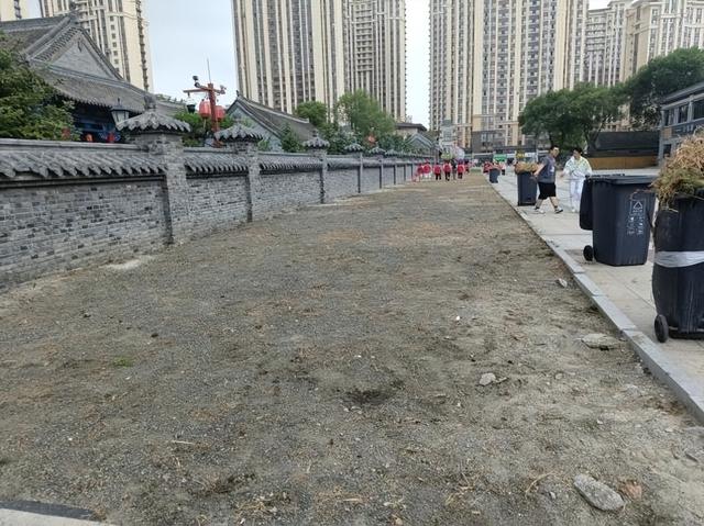 一抹志愿红 扮靓文庙景：哈尔滨阿城学雷锋服务队守护传统文化阵地