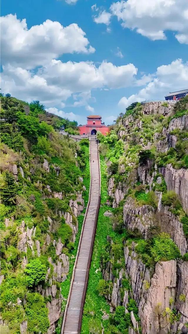 2025中国十大名山最新排名！