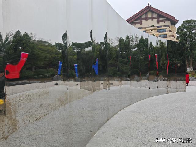 “湖北小三亚”里的艺术天地 天屿湖方美术馆探秘
