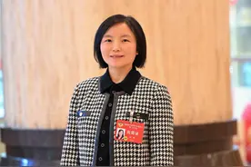 聚焦2025重庆两会 | 杨柳：深化国有资产盘活改革 激活“一池春水”图片
