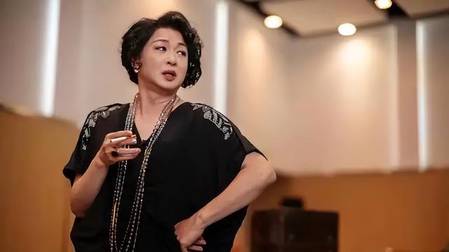 比窦娥还冤？半年了，金星归国路全被堵死，近照一出“原形毕露”