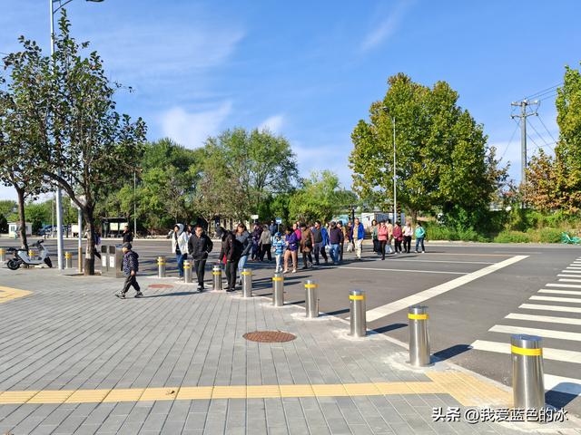 参观北京的中国电影博物馆，虽然距市区很远，但值得跑一趟