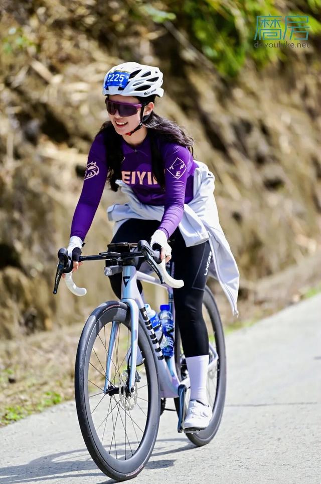 风驰竹海，骑友盛赞！在运动与美景的交融中收获双重满足