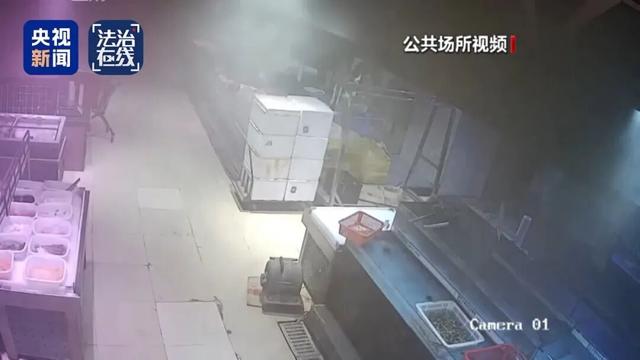 事发百货大楼，16死39伤！负1层突发大火，遇难者竟全部在5层，细节披露：事发时没有任何征兆