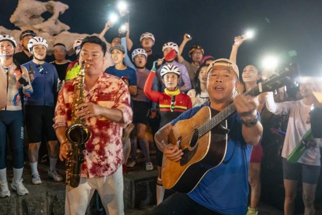 当音符漫过海岸线，“日照浪歌行”，太会了！