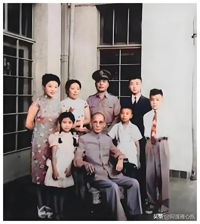 游原云南王龙云故居灵源别墅
