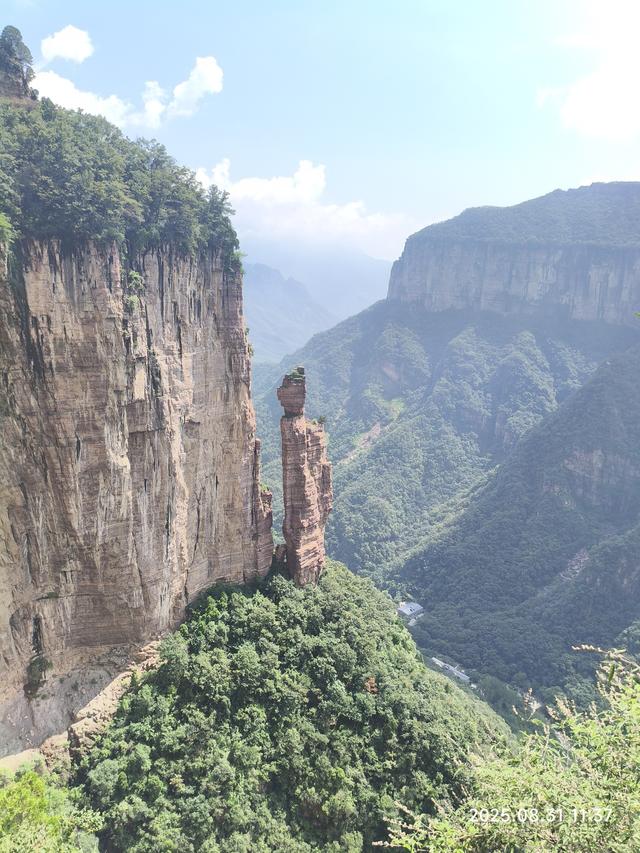 秋风起，重著屐。徒步南太行经典穿越路线:八里沟-老龙口-九莲山