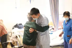 温州建国康复91岁阿婆骨折术后恢复良好：这里“好西好”！图片