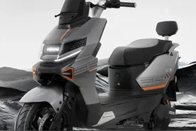 雅迪S80、九号机械师平替款电摩，性能出色，100公里通勤无压力 ！图片