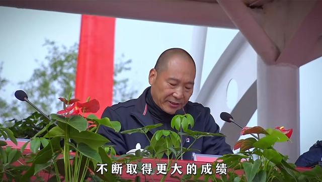 十年前实名举报师父释永信的释延鲁，他现在过得怎样了？