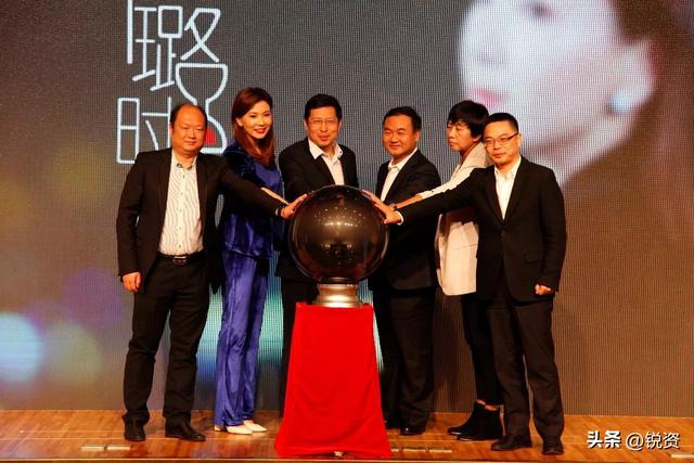 邓璐AI分身亮相！高科技始终比不过真情流露	，从棉花田到舞台