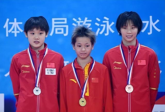 全红婵也没想到	，张家齐官宣退役仅1个月，就走上了另一条上坡路