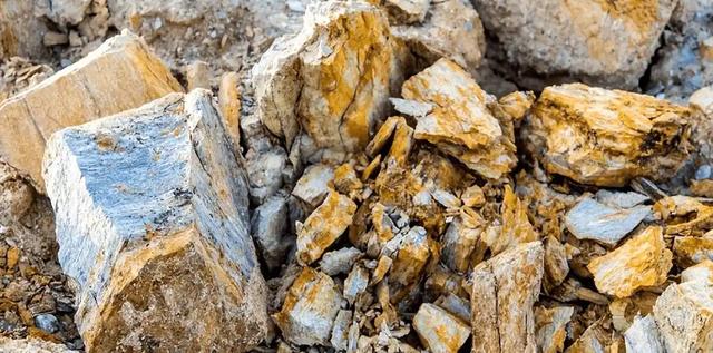 中方反制后，日本萌生大胆想法，西方媒体警告：别忘了16年前教训