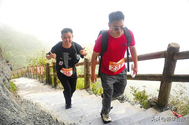 乡村赛场焕活力！2025 遵义桐梓尧龙山镇登山挑战赛 激活乡村旅游新动能