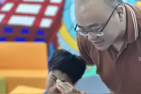 湖南女子漂泊18年，方言无人能懂，网友听出“一渡水”助其回家图片