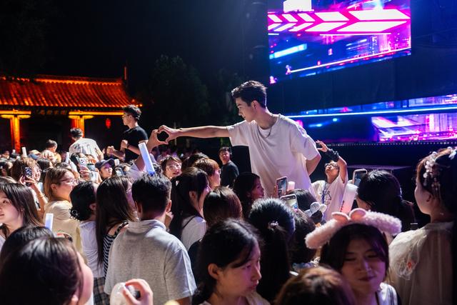 2025台儿庄古城盛夏音乐现场！嗨翻全场！