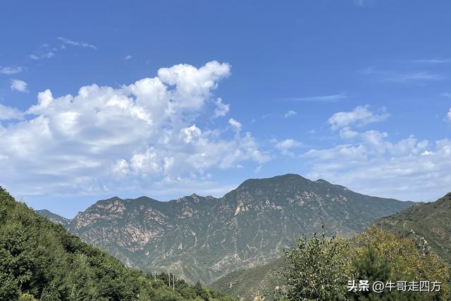 河北百草畔（上）：风动孤石悬险韵，蚁巡深岭蕴生机