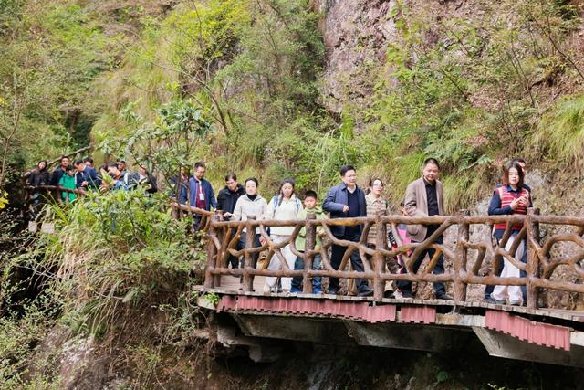 八大名山温州“论剑”！《“三山五岳”联盟宣言》在雁荡山发布