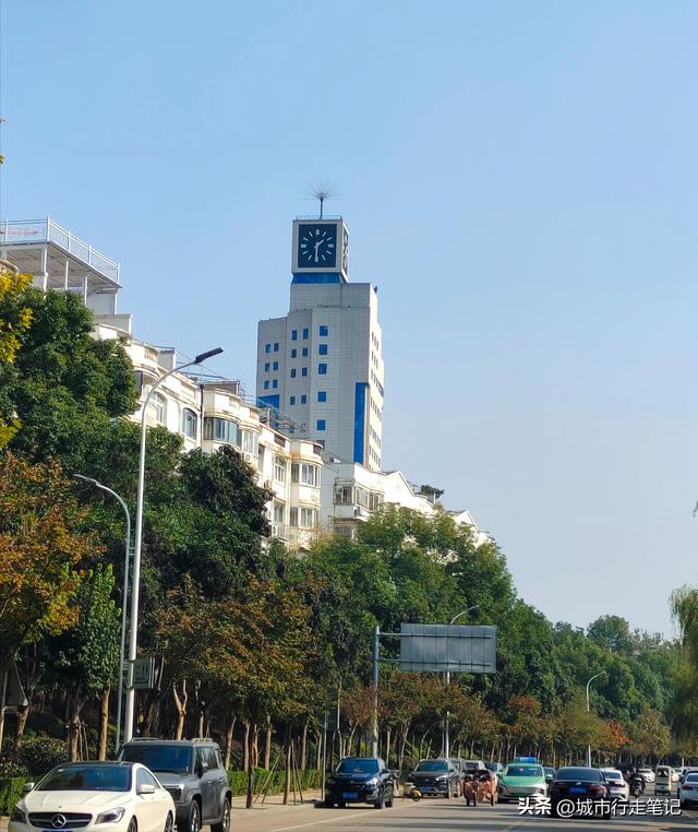 坐武局非空，50块走马观花游信阳