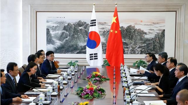 果然不出中国所料：韩国新任驻华大使刚到北京，美国就使出一狠招