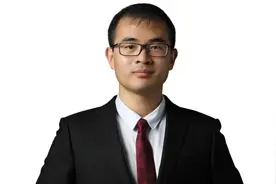 中国资产仍具备吸引力！长江证券王鹤涛：科技突破重构定价逻辑图片