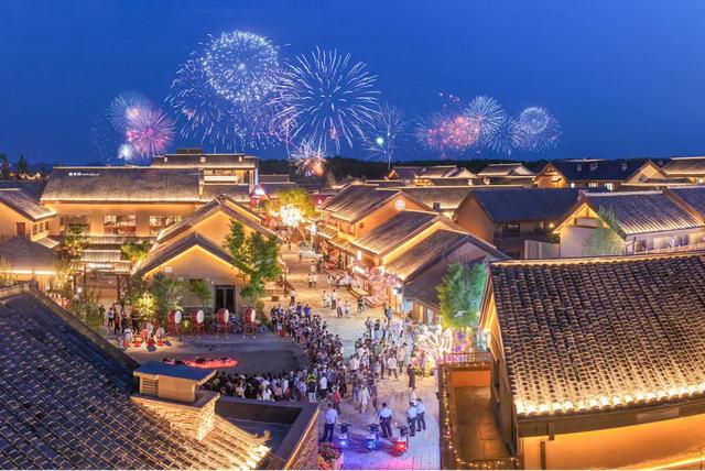 创历史新高!截至11月5日,长白山景区游客接待量已突破340万人次