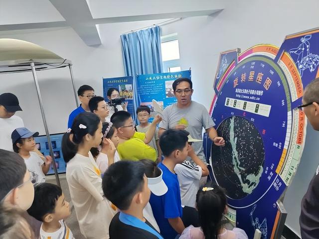 全国科普月 | 寓教于乐，探索科学！威海亲子科普研学游圆满收官