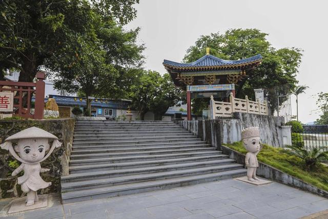 广西东兴：一座冬天穿短袖的小城，适合安放暮年吗？