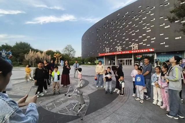 科普惠民新实践！济宁科技馆创新科普解锁亲子互动新场景
