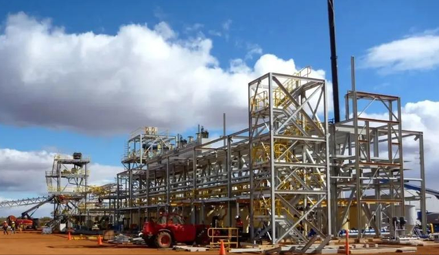 高市报复开始	，数十国围攻中国，特朗普下令，180天内拿下胜利