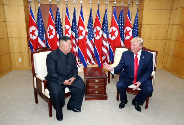 访华之后底气更足了，在美国的期待中，金正恩送给特朗普一份大礼