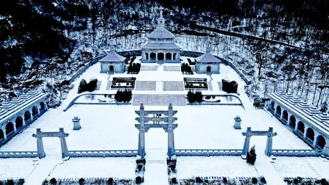 冬日奇境！巩义青龙山冰瀑即将“上线”