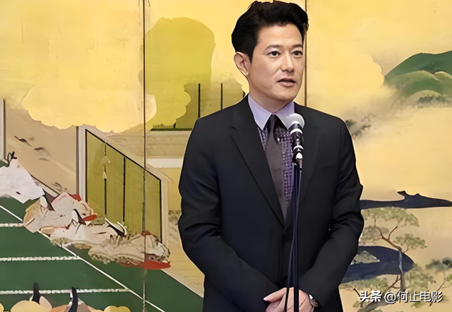 他赚中国人的钱却砸中国的碗，做了23年中国女婿，如今怎样了？