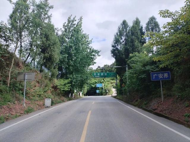 川东花桥镇：广安北大门，三市交界点