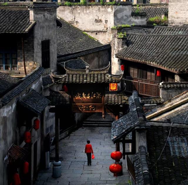 跟着“怀BA”来旅游丨洪江区：看尽千年烟火，揽尽山川浪漫